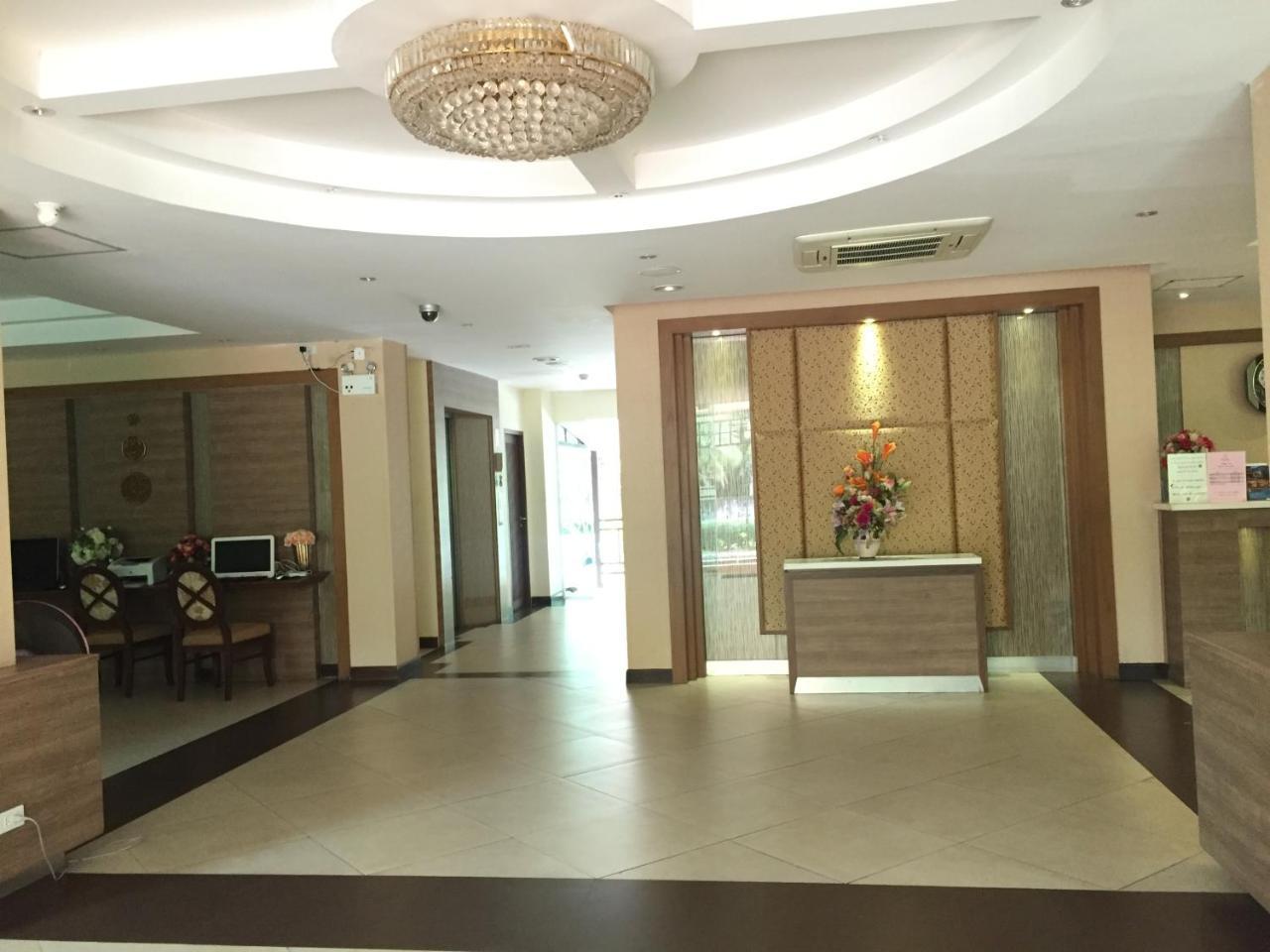 Kitlada Hotel Udonthani Экстерьер фото