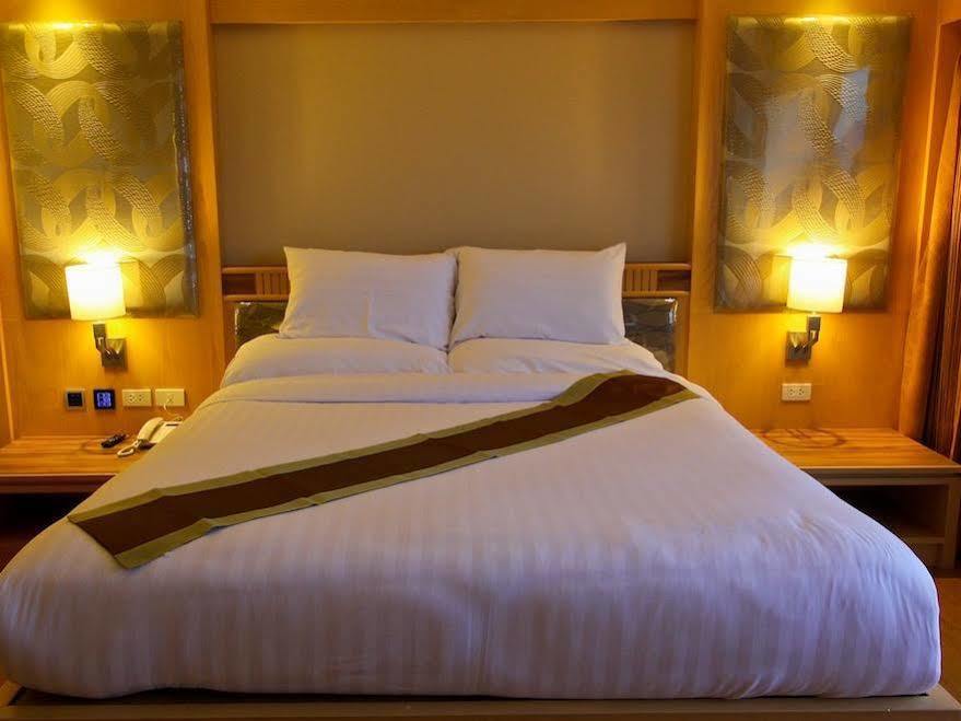 Kitlada Hotel Udonthani Экстерьер фото