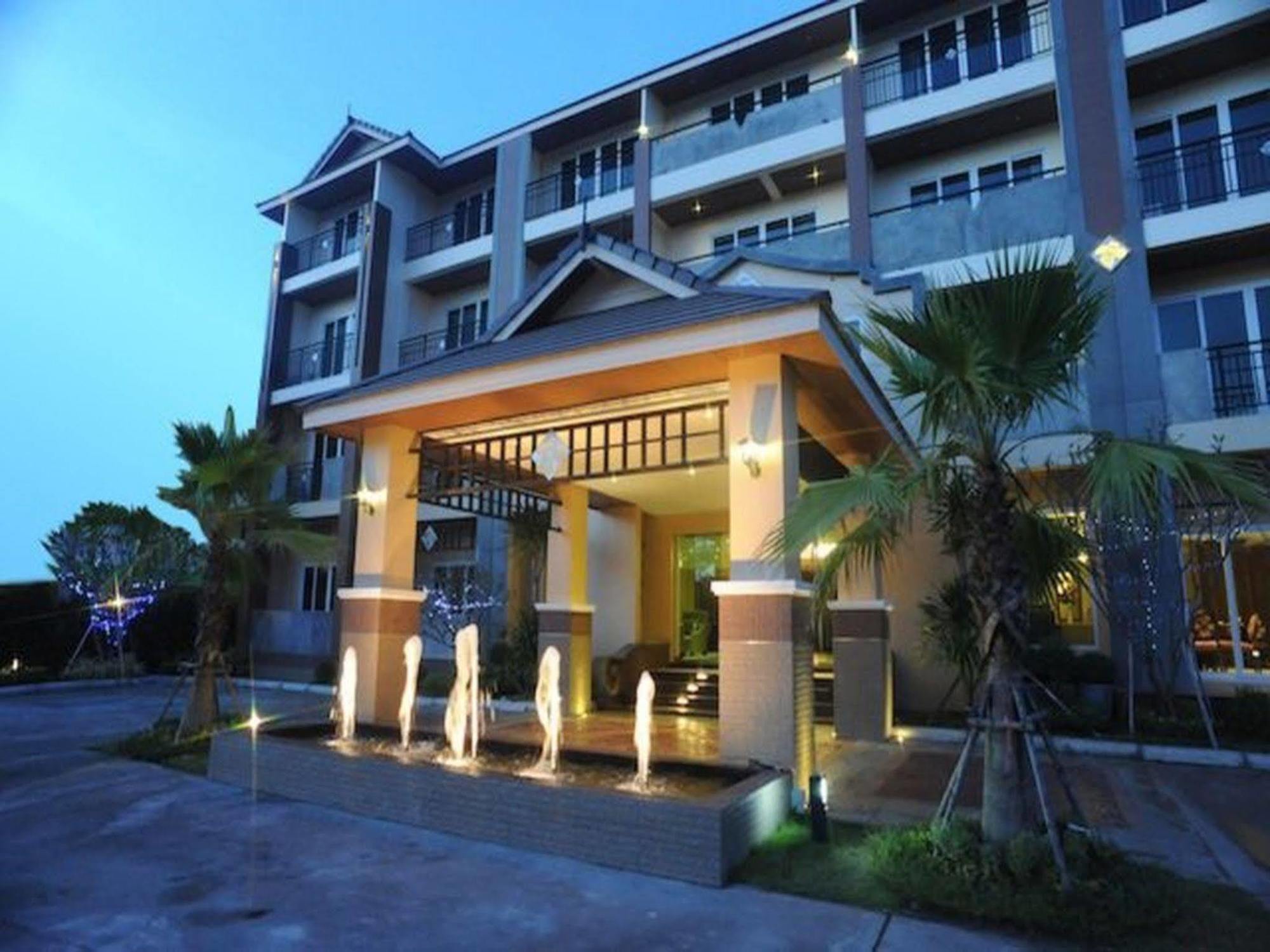 Kitlada Hotel Udonthani Экстерьер фото