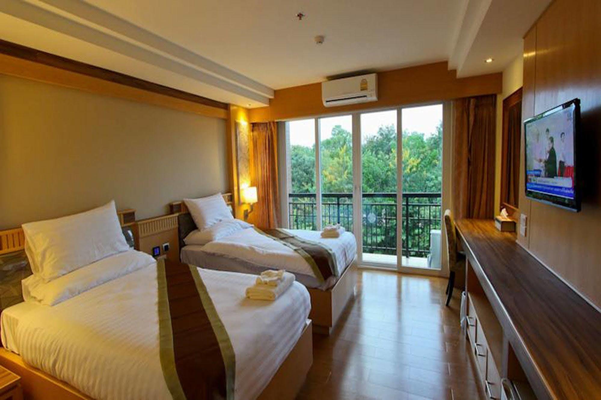 Kitlada Hotel Udonthani Экстерьер фото