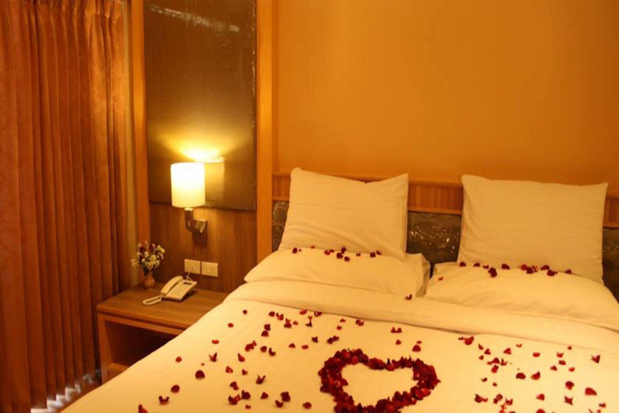 Kitlada Hotel Udonthani Экстерьер фото